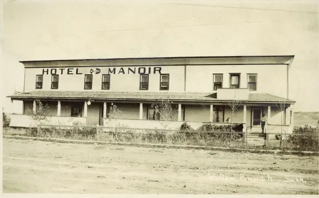 Hotel Manoir, Willow Bunch